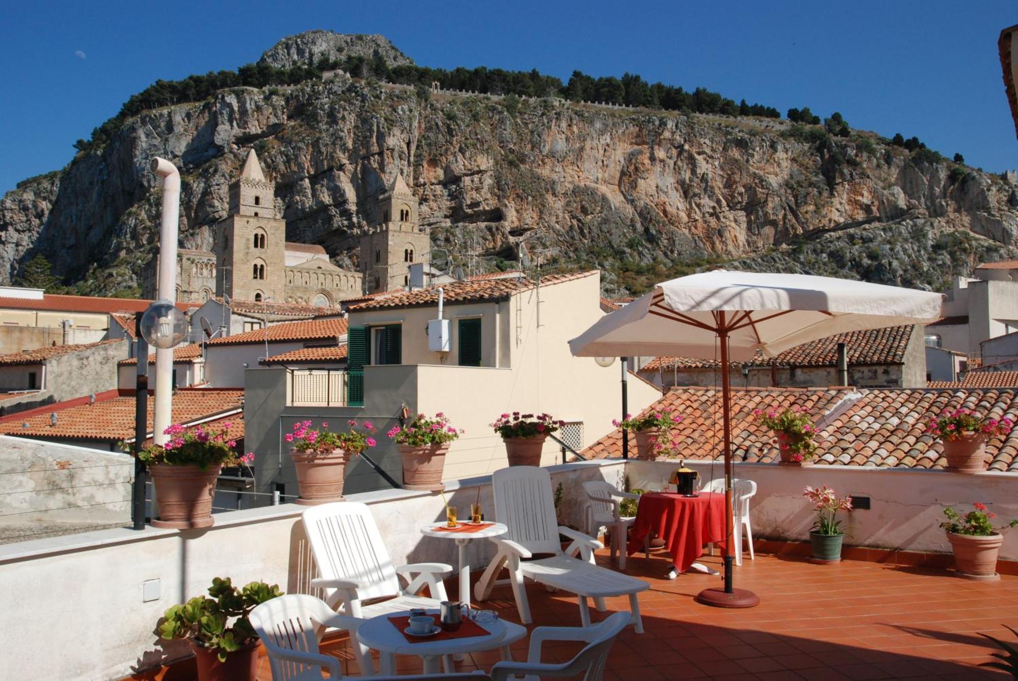 Hotel La Giara Cefalù Exterior foto